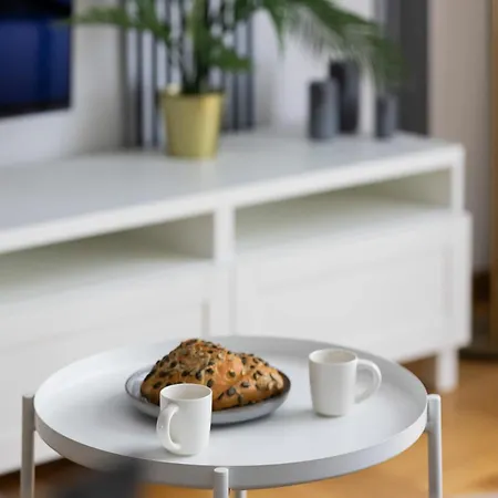 Apartamento Teodorowicza Elegant With Parking In By Renters Varsóvia
