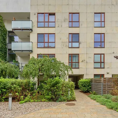 Apartamento Teodorowicza Elegant With Parking In By Renters Varsóvia