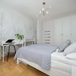 Апартаменты Teodorowicza Elegant With Parking In By Renters Варшава