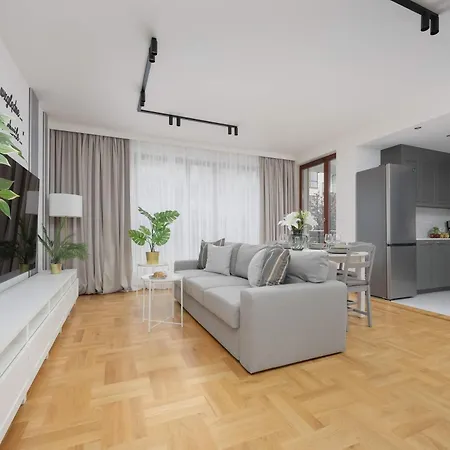 Teodorowicza Elegant With Parking In By Renters * Warschau