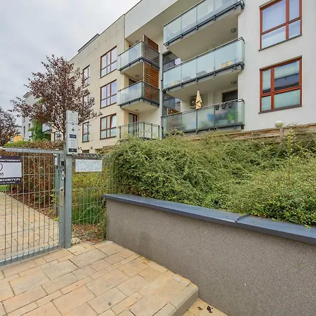 Teodorowicza Elegant With Parking In By Renters * 华沙