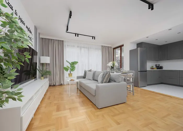 Teodorowicza Elegant With Parking In By Renters * Βαρσοβία